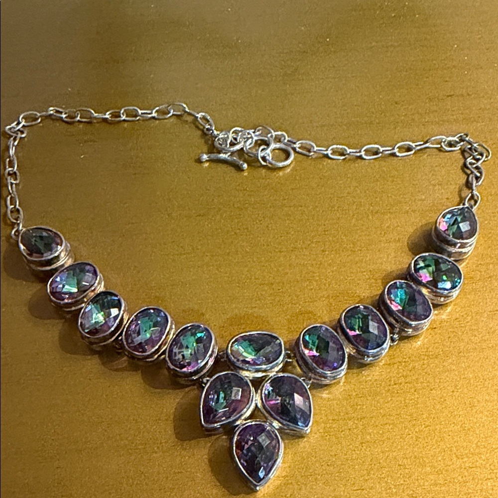 Elegant Silver and Purple Necklace
